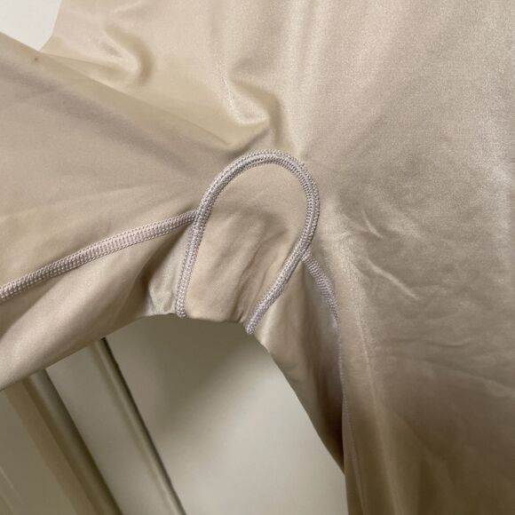 Spanx High Waisted Tummy Control Shapewear Shorts Biege Women's Size Medium M - Picture 2 of 7